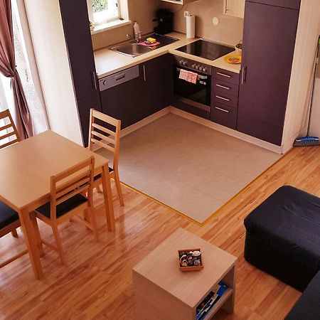 Апартаменты Apartman Relax Марина Экстерьер фото
