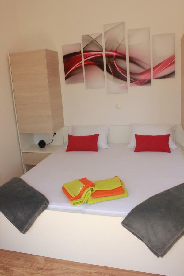 Apartman Relax Марина Экстерьер фото
